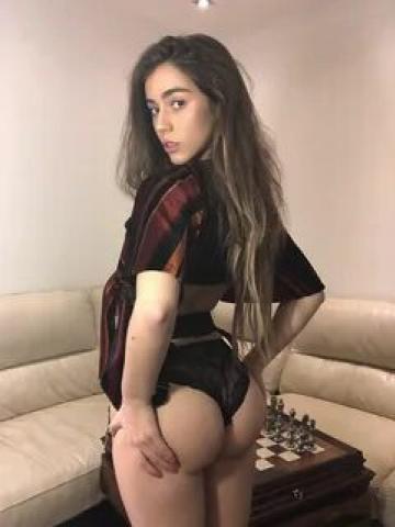 Проститутка Лейла